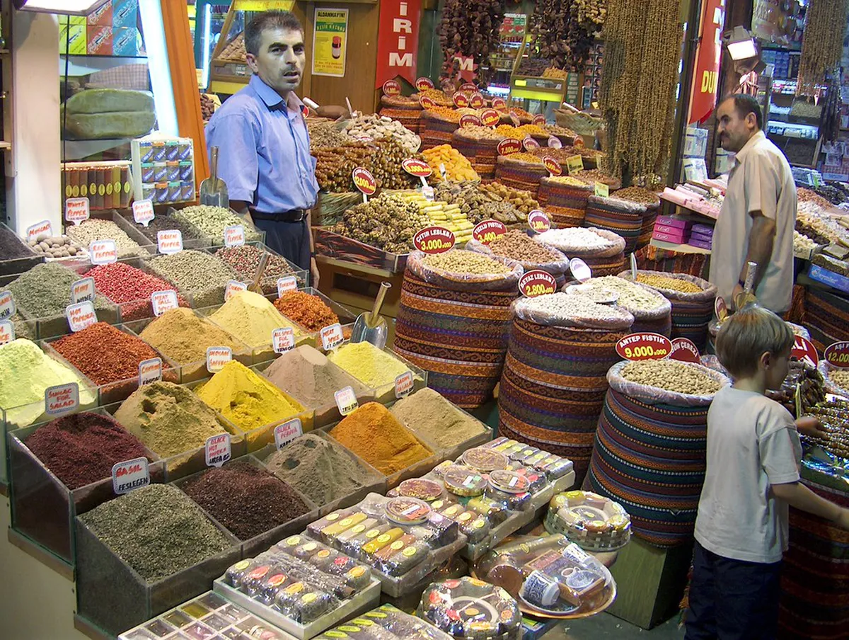 Top Vegan Food Stalls at Faro Markets in 2025