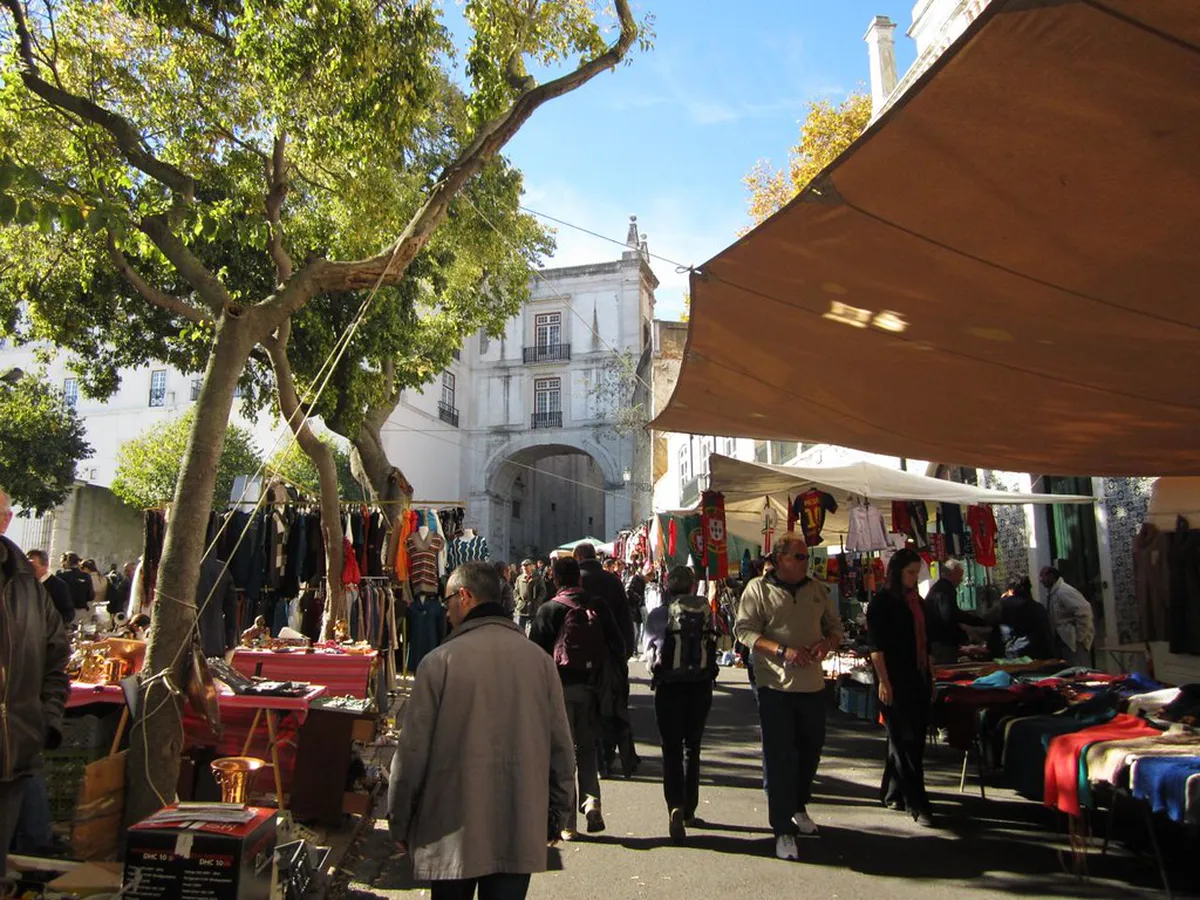 Feira da Ladra Lisbon Market Days in 2025: Your Guide